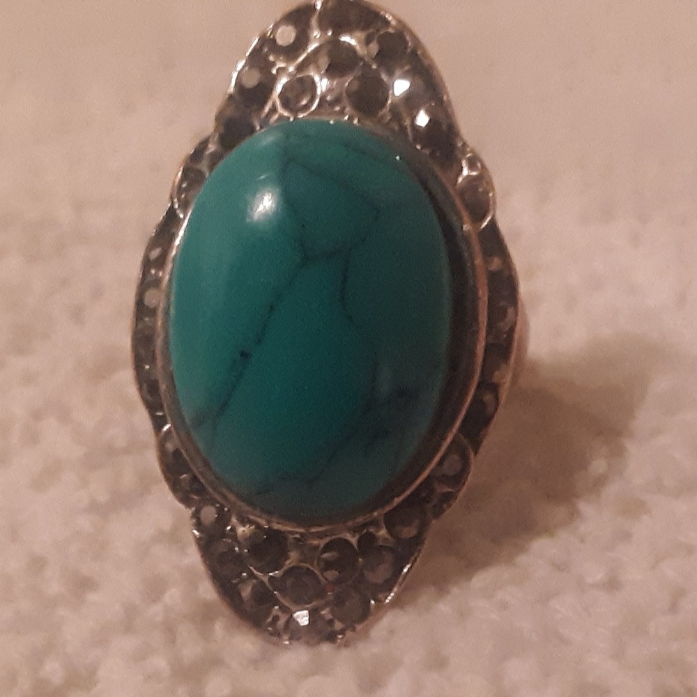 2 unique rings